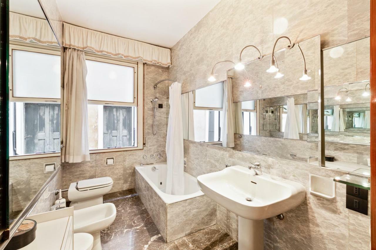 Venice Castello Elegant Apartment Exterior photo